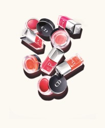 Dior-SummerMix013_Floating_Varnish