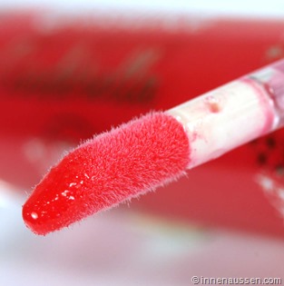 essence-cinderella-lipgloss-rot-innen-aussen