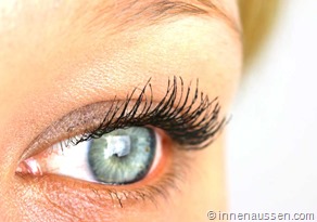 Benefit-Roller-Lash-Mascara-Innen-Aussen-Auge-2