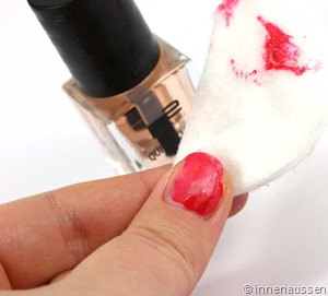 p2-Quick-Clean-Nagellackentferner-Anwendung-2