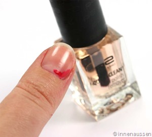 p2-Quick-Clean-Nagellackentferner-Anwendung-3