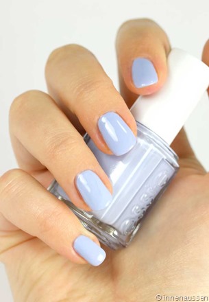 essie-saltwater-happy-swatch