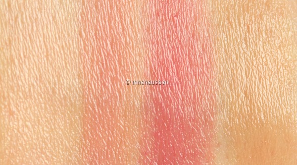 essence-sheer-shine-lippenstift-swatches-1