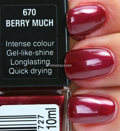 Manhattan-670-Berry-Much-Swatch