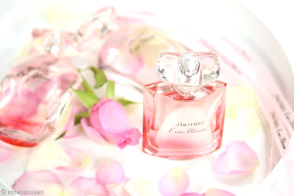 Shiseido-Ever-Bloom-Innen-Aussen-2