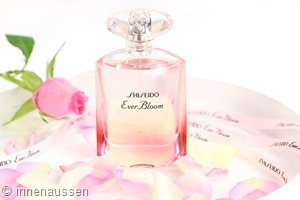 Shiseido-Ever-Bloom-Innen-Aussen-4