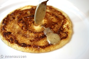 Zimt-Pfannkuchen-mit-Frischkäse-Innen-Aussen