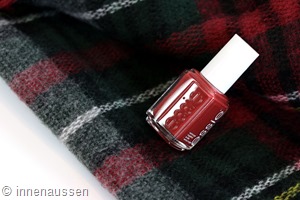 essie-with-the-band-nagellack