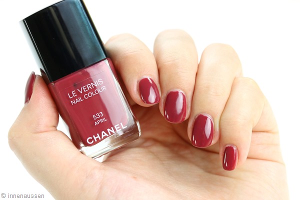 Chanel-April-Swatch-Innen-Aussen