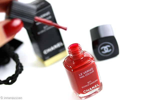 Chanel-Ecorce-Sanguine-Innen-Aussen-1