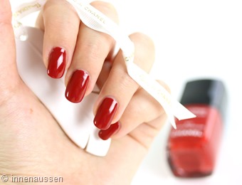 Chanel-Ecorce-Sanguine-Innen-Aussen-Swatch-2