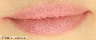 Loreal-Color-Riche-Delicate-Rose-Naomi-Innen-Aussen-Swatch