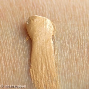 Maybelline Dream Samtig Matt Foundation Innen Ausen Swatch