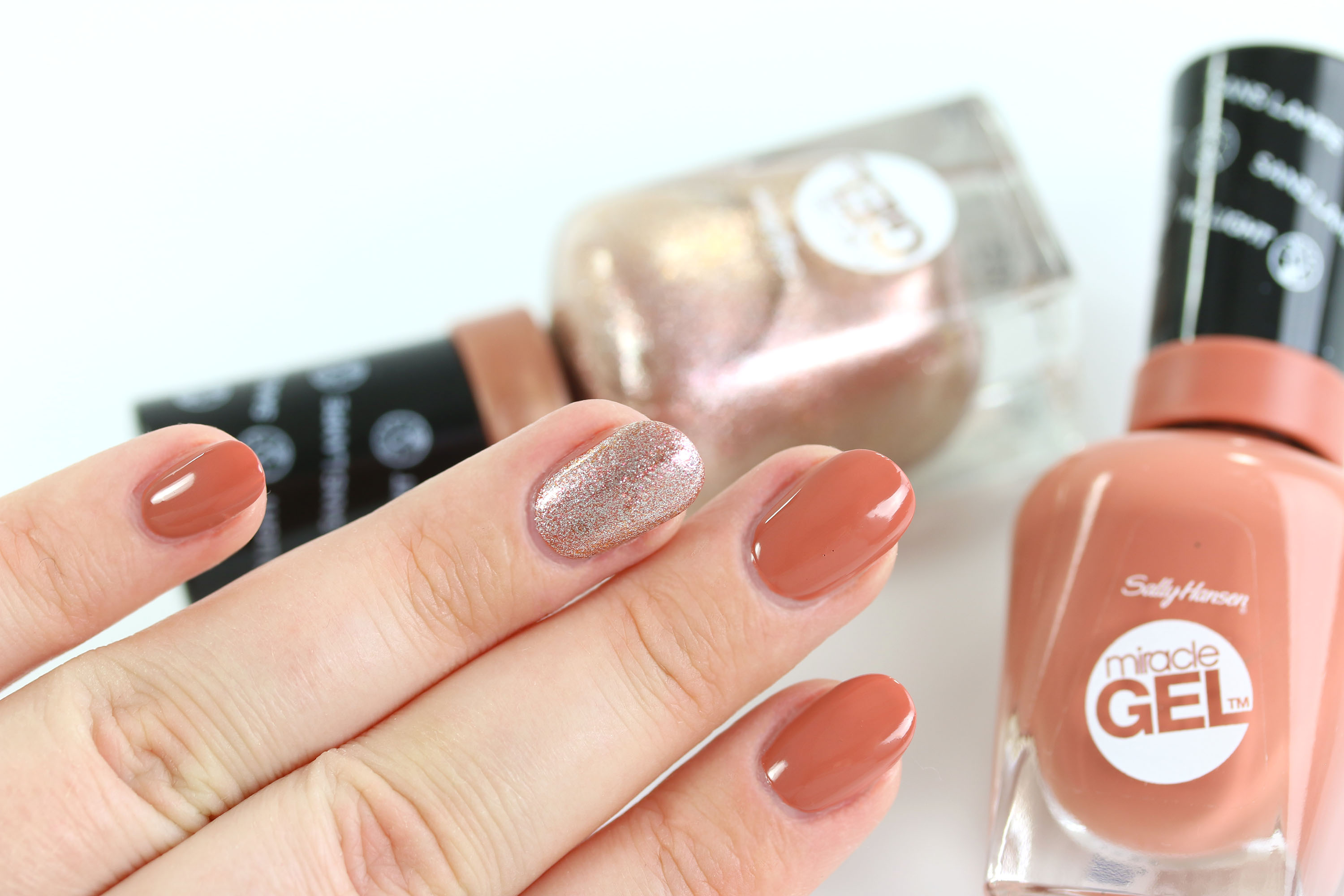 3. Sally Hansen Miracle Gel in "Peach Please" - wide 6