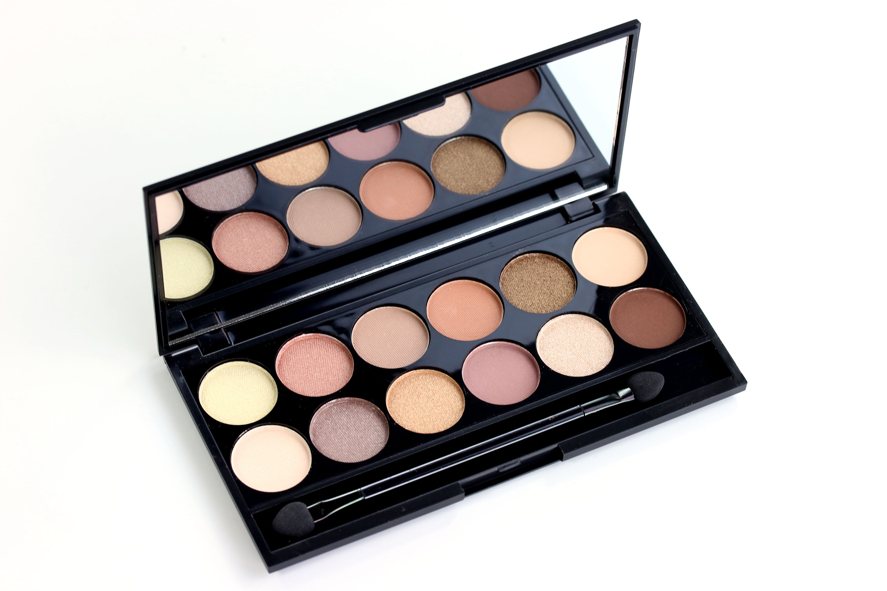 Sleek A new day Palette Open InnenAussen