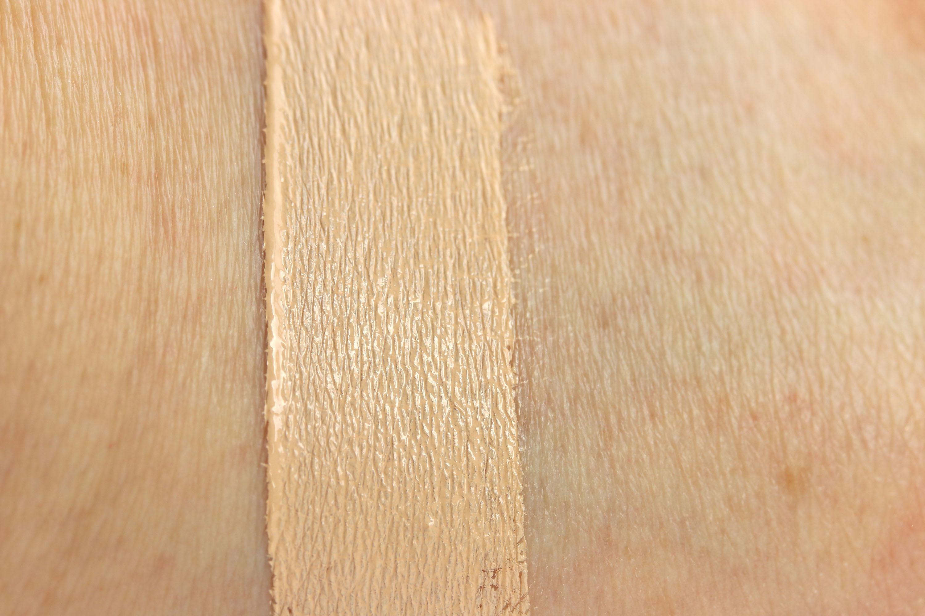 bareMinerals bareSkin Serum Concealer Swatch