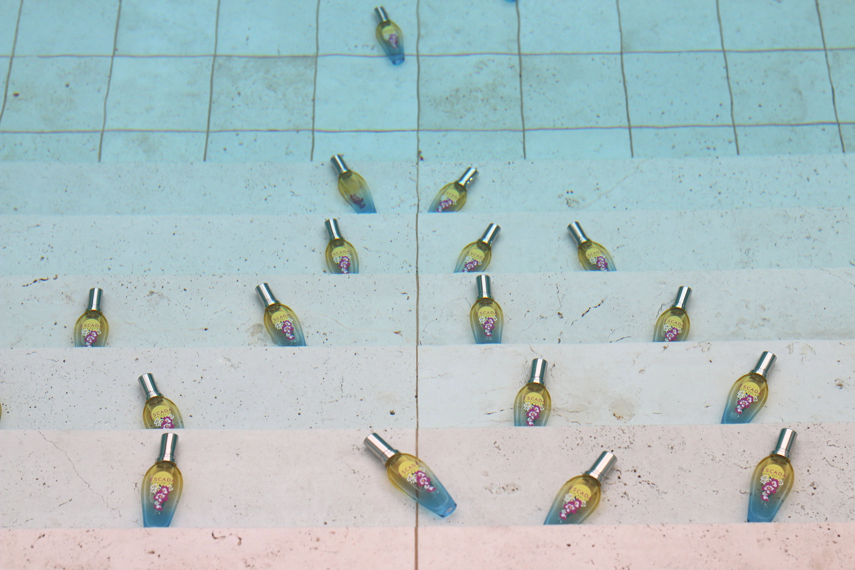 Escada Agua del Sol Innen Aussen Pool