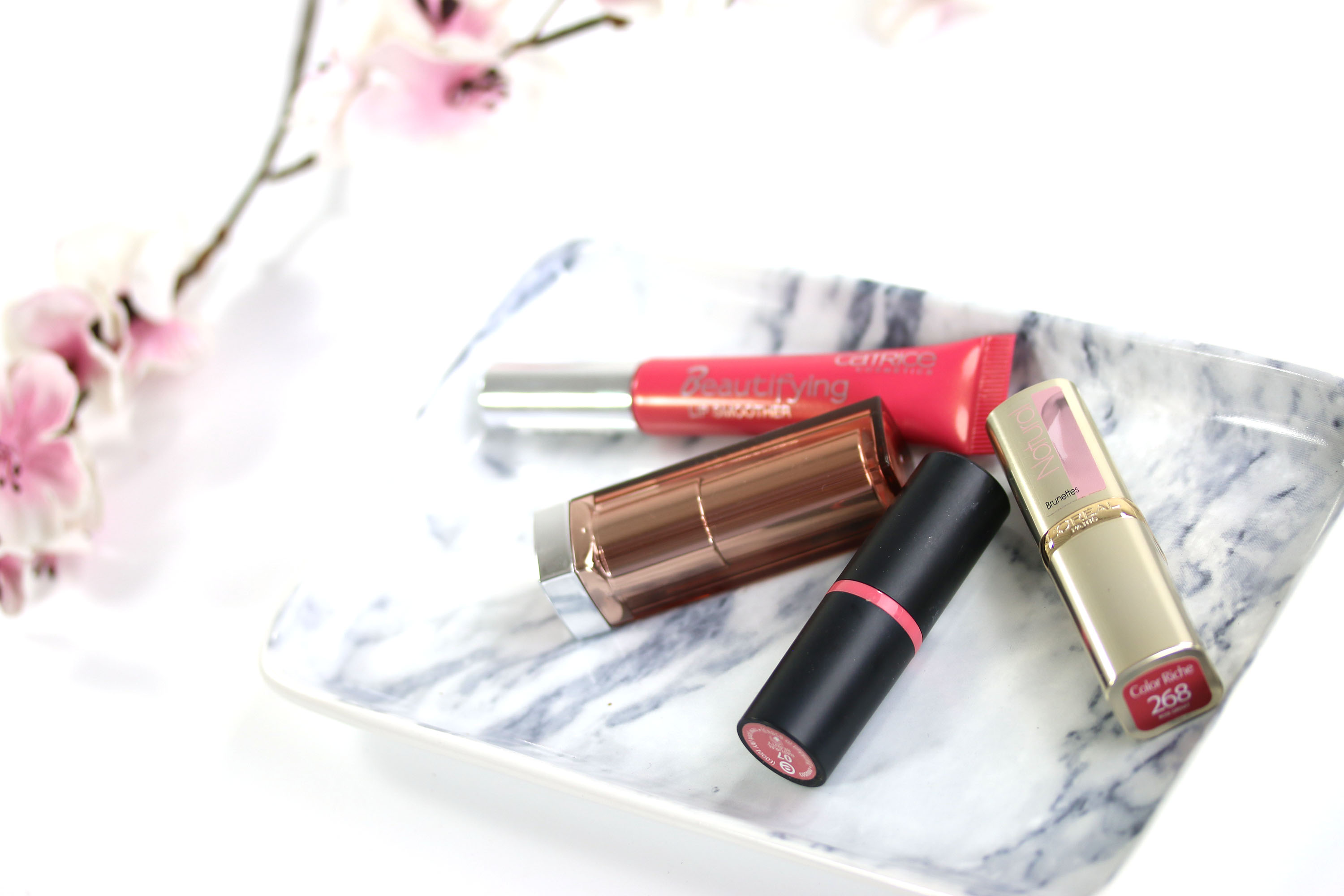 Lippenstift Alltag Drogerie InnenAussen 1