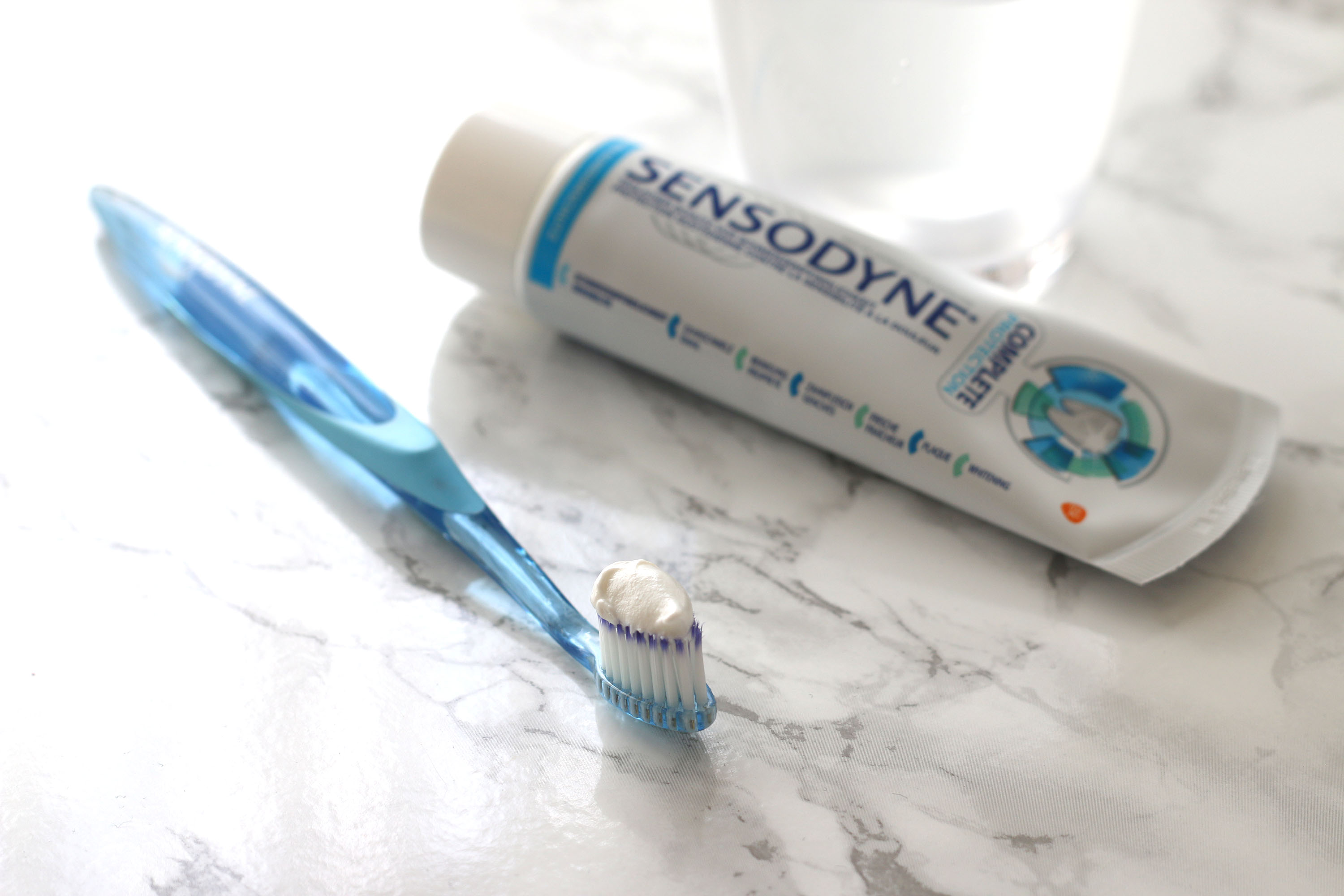 Sensodyne Complete Protection 4