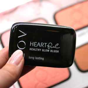 LOV Healthy Glow Blush Verpackung InnenAussen