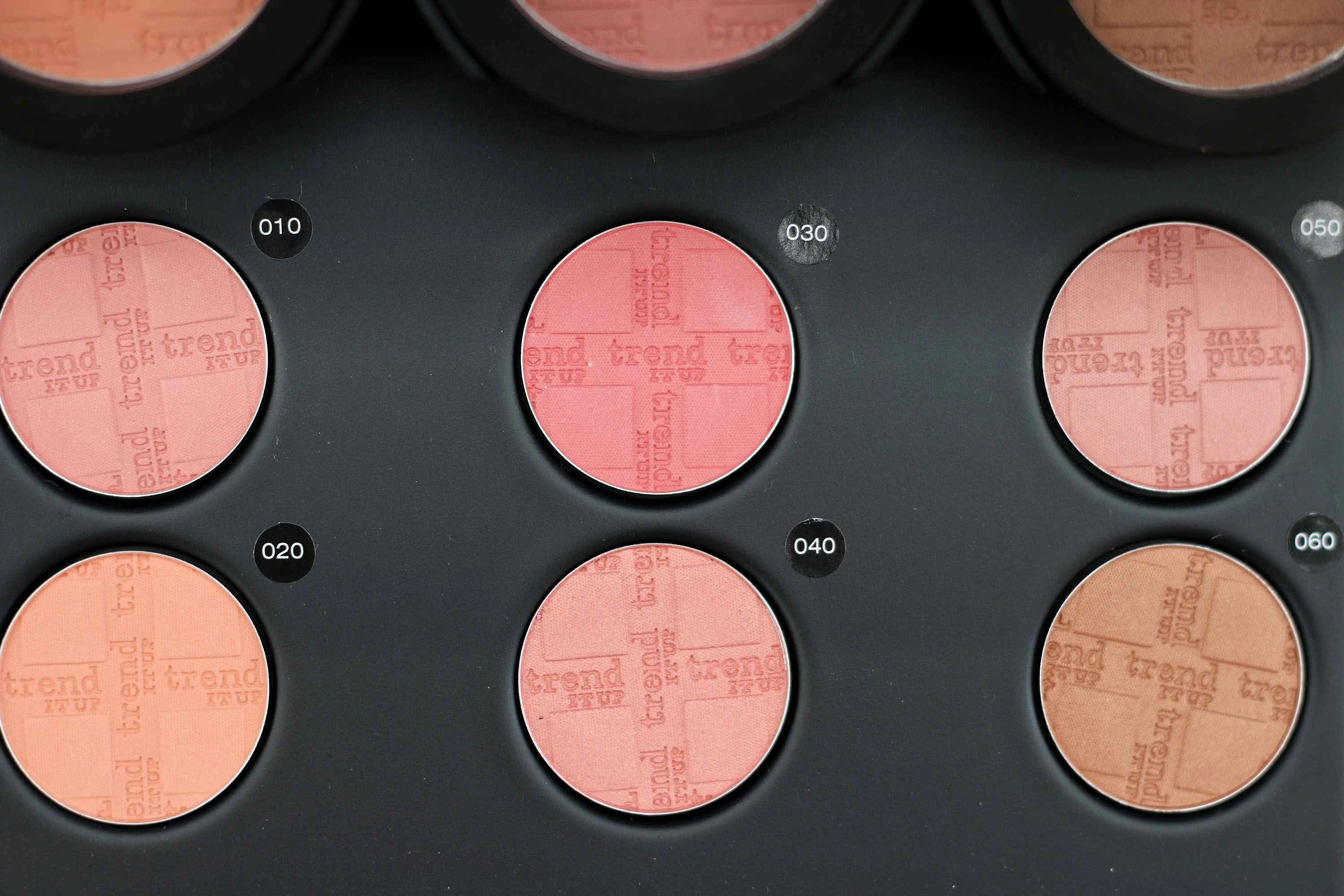 dm trend It Up Teint Rouge InnenAussen
