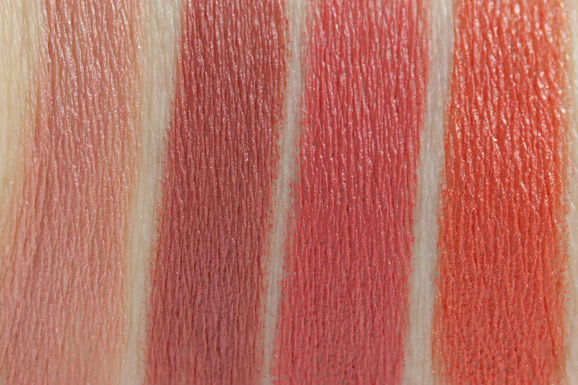 LIPaffair Color & Care Lippenstift Swatches InnenAussen