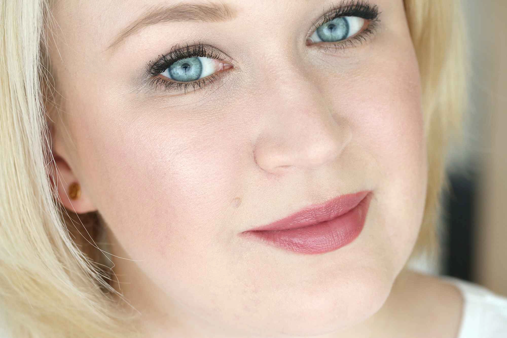 Loreal Color Riche 302 Bois de Rose InnenAussen 1