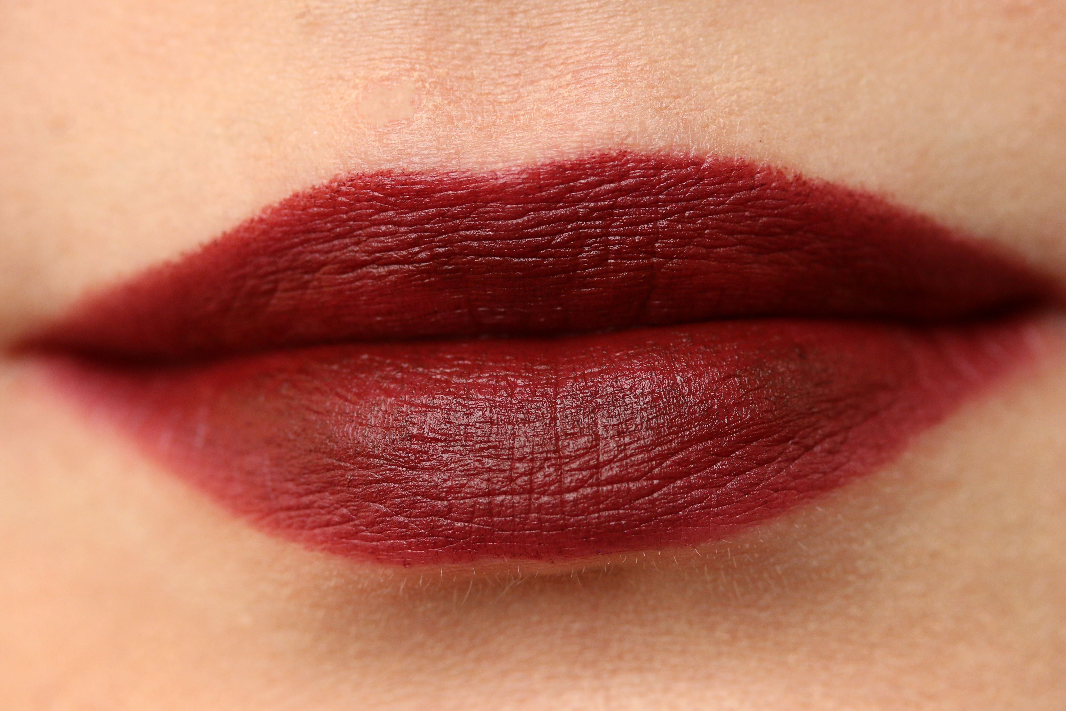 chanel-rouge-allure-velvet-59-rouge-audace-lippen