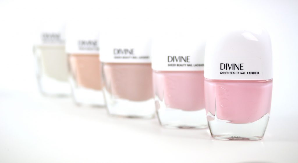 DIVINE Nail Lacquer – Zarter, Durchscheinender Nagellack Für Einen Natürlichen Look!