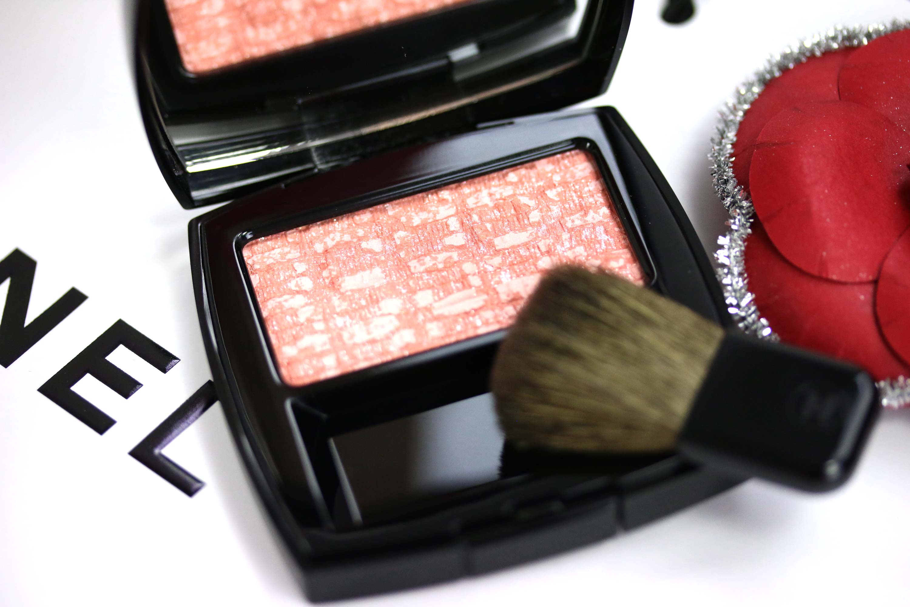 CHANEL LES TISSAGES DE CHANEL BLUSH DUO TWEED EFFECT, 10 Tweed Pink