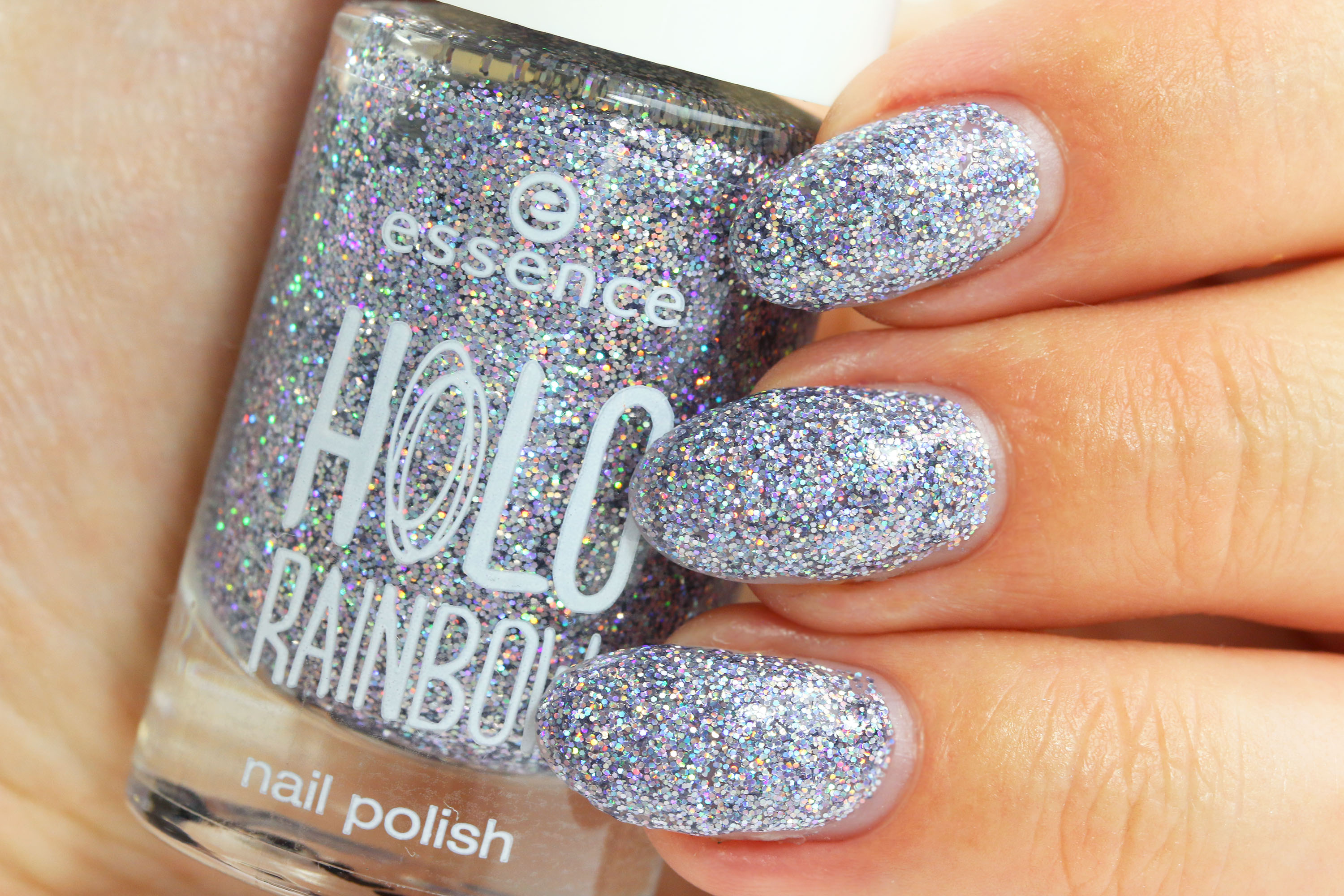 Essence Holo Rainbow Nagellack Tragebilder Innenaussen