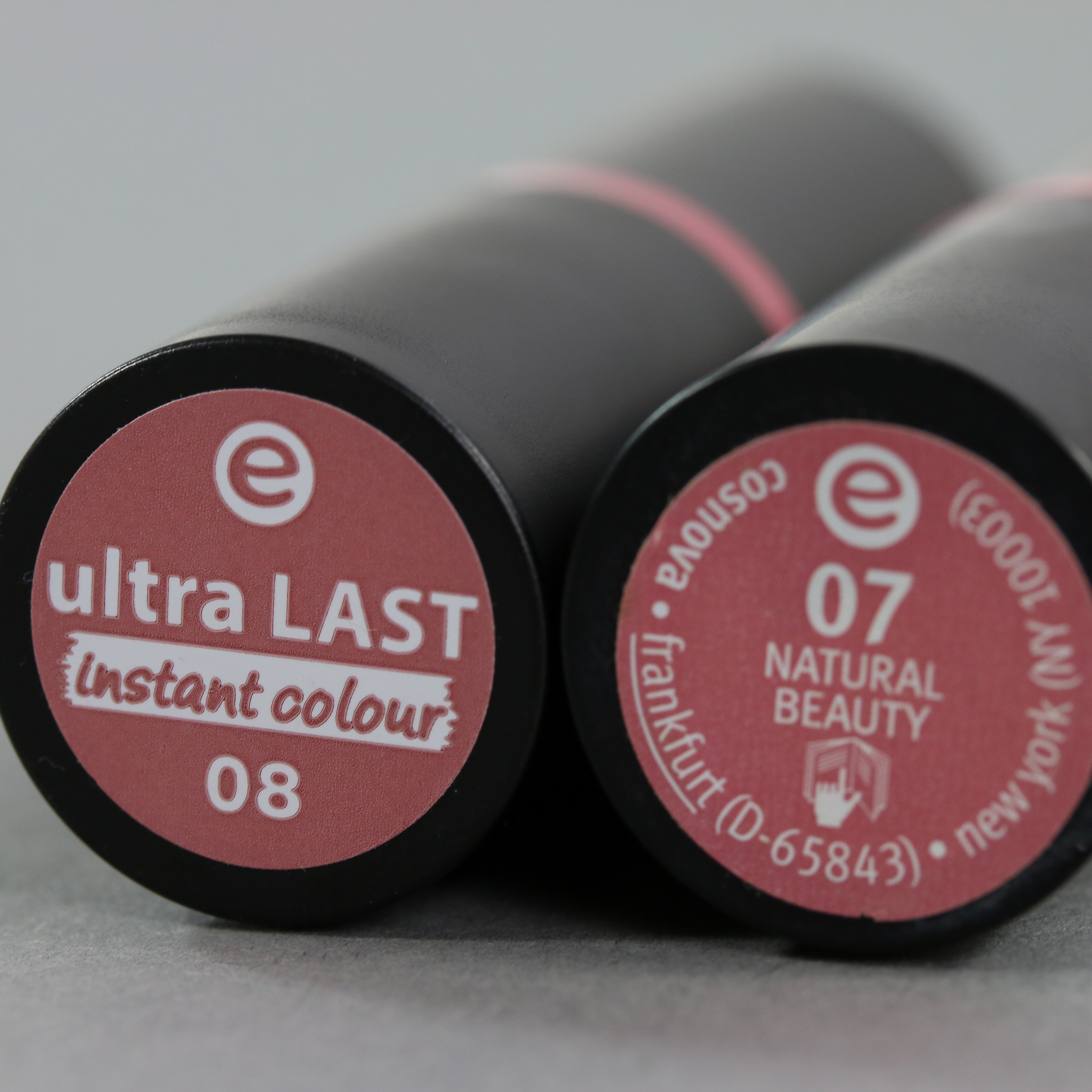 Essence ultra. Essence Ultra last.