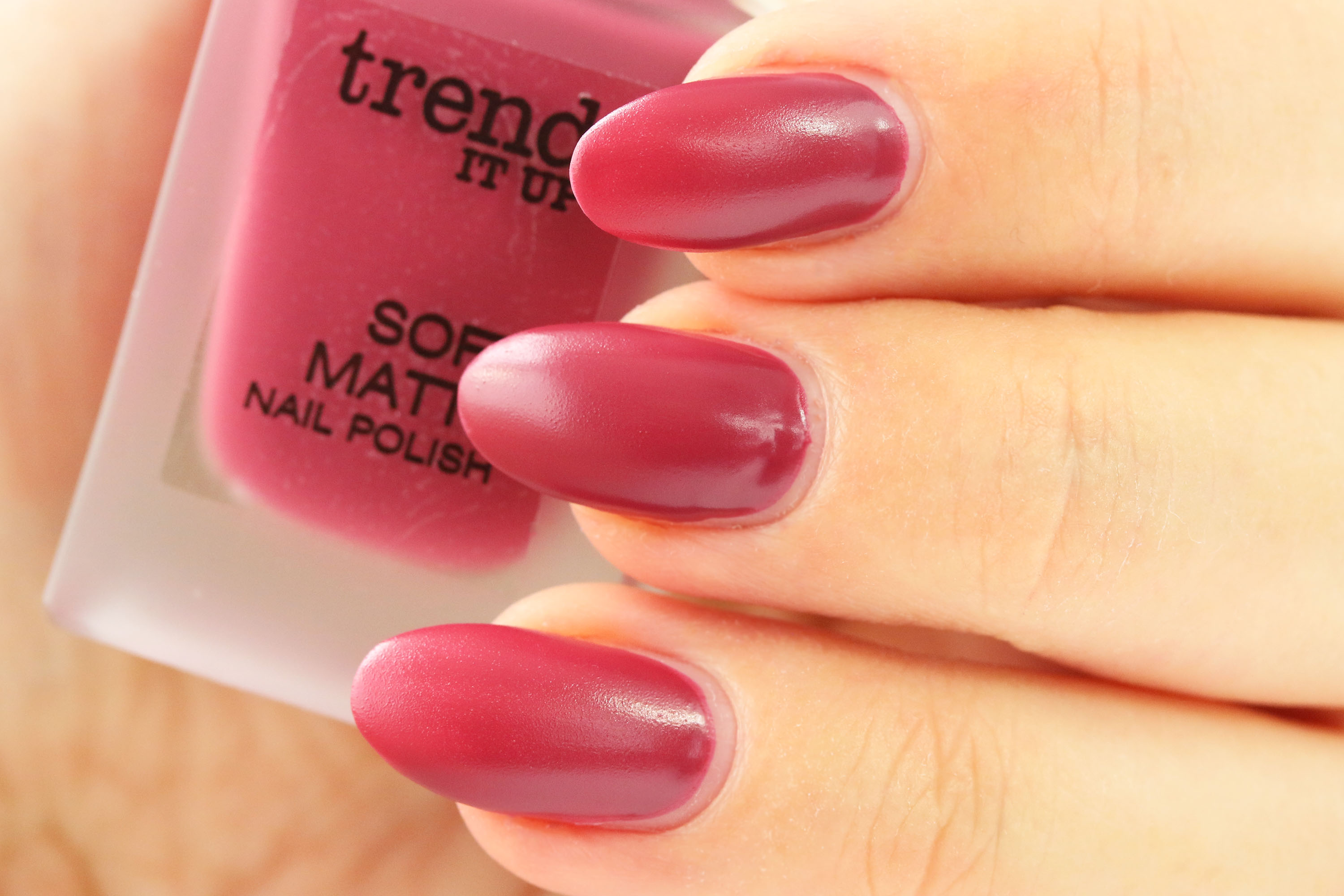 Trend It Up Nagellack Alle Neue Farben Mit Tragebildern Innenaussen