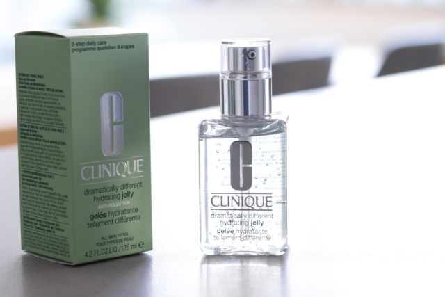 Clinique Dramatically Different Hydrating Jelly