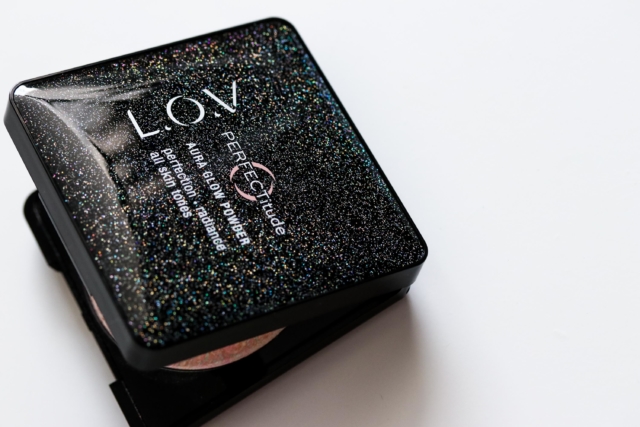 LOV Aura Glow Powder