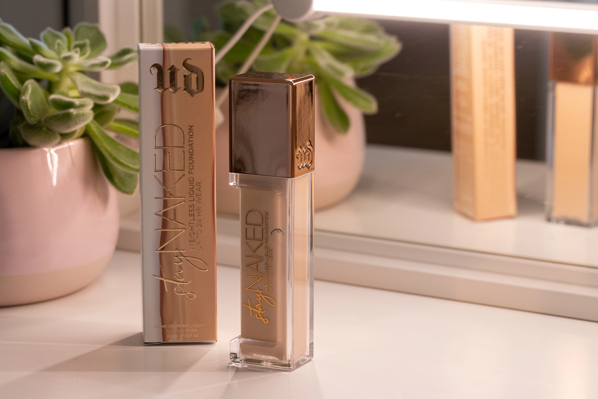 Urban Decay Stay Naked Foundation Mit Tragebildern Innenaussen