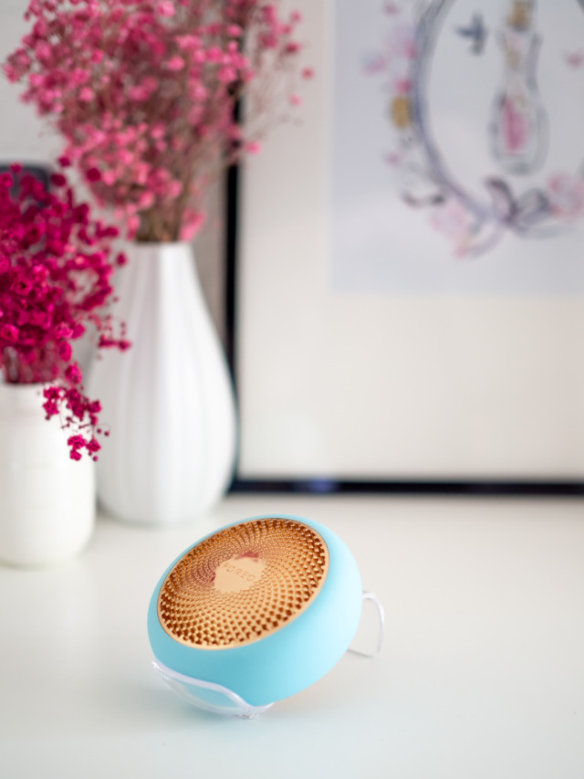 FOREO UFO 2 - Das Home-Spa-Tool zur Sheet Mask Behandlung in nur 90sec -  InnenAussen