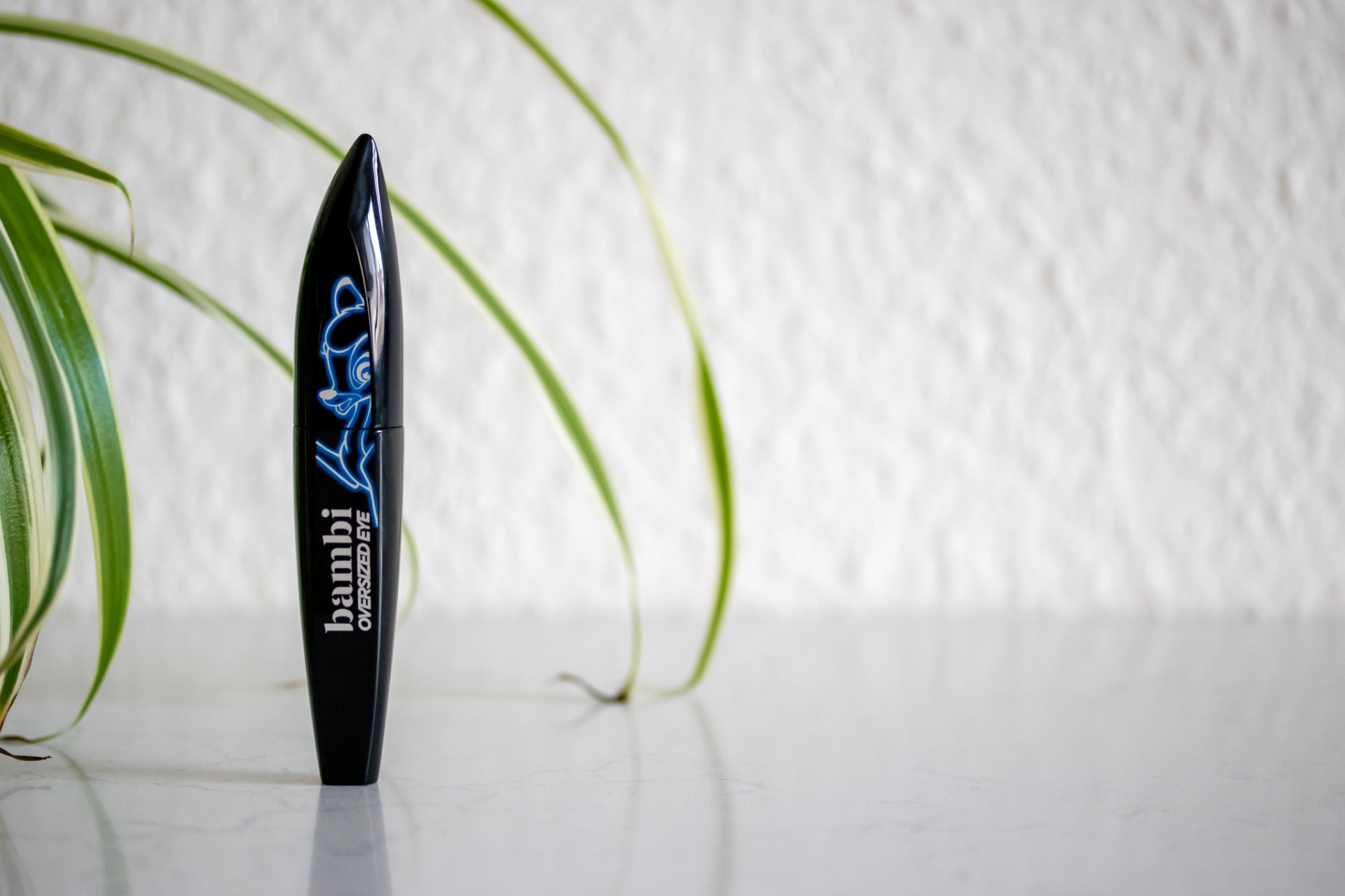 Loreal Bambi Oversized Eyes Mascara mit Tragebildern InnenAussen