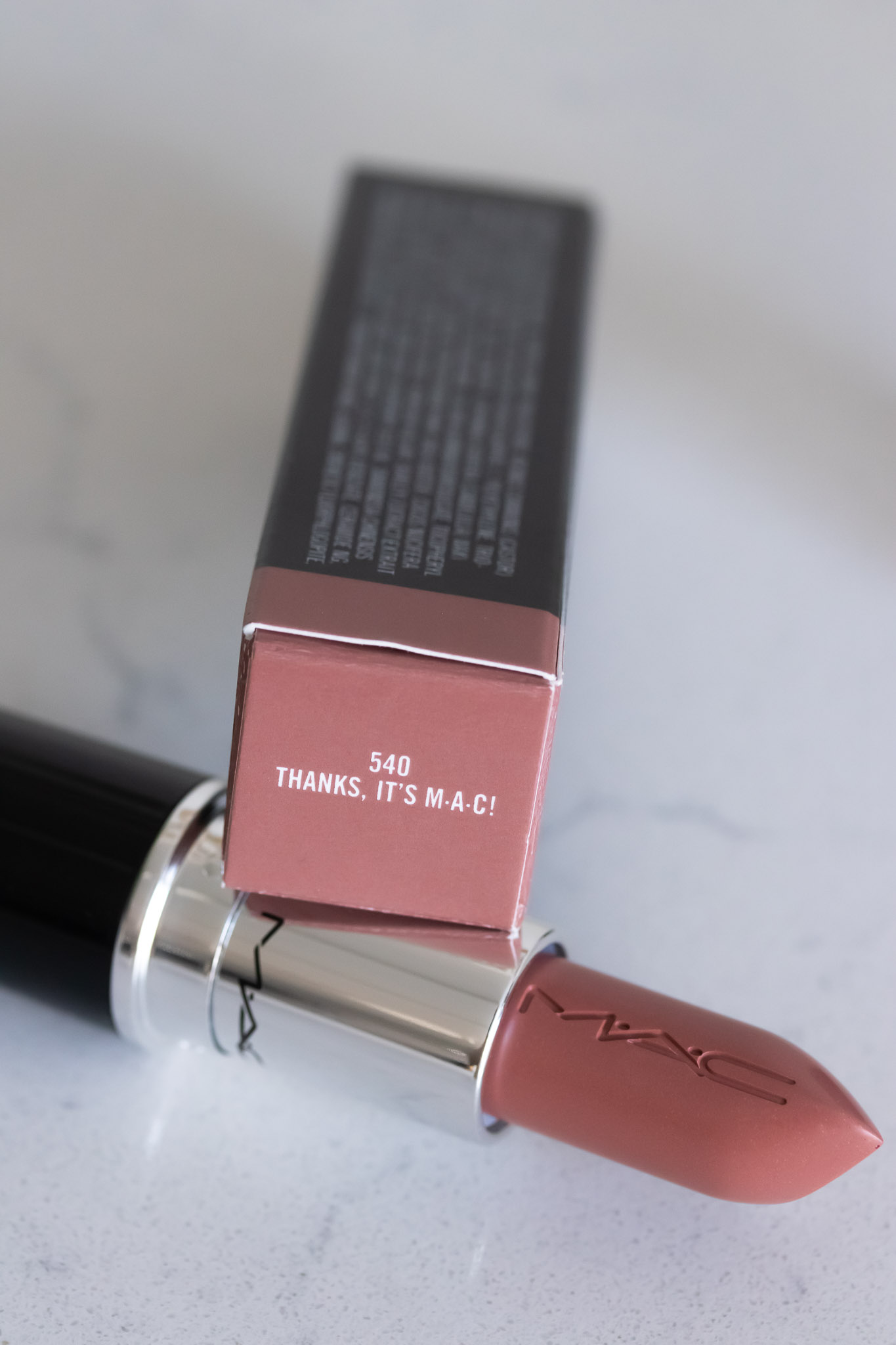 TikTok Hype Lippenstift MAC Thanks, it's MAC InnenAussen